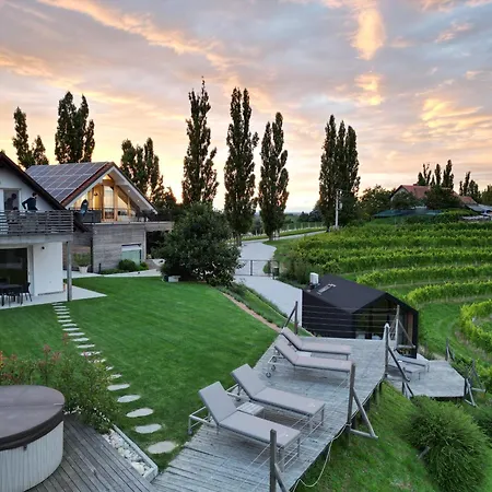 Glamping House Julija - Wellness & View Apartmán Ivanjkovci