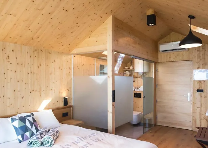 Glamping House Julija - Wellness & View דירה *